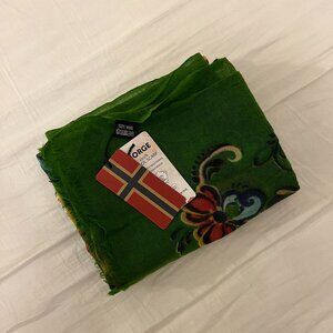 Flaaronning wool scarf